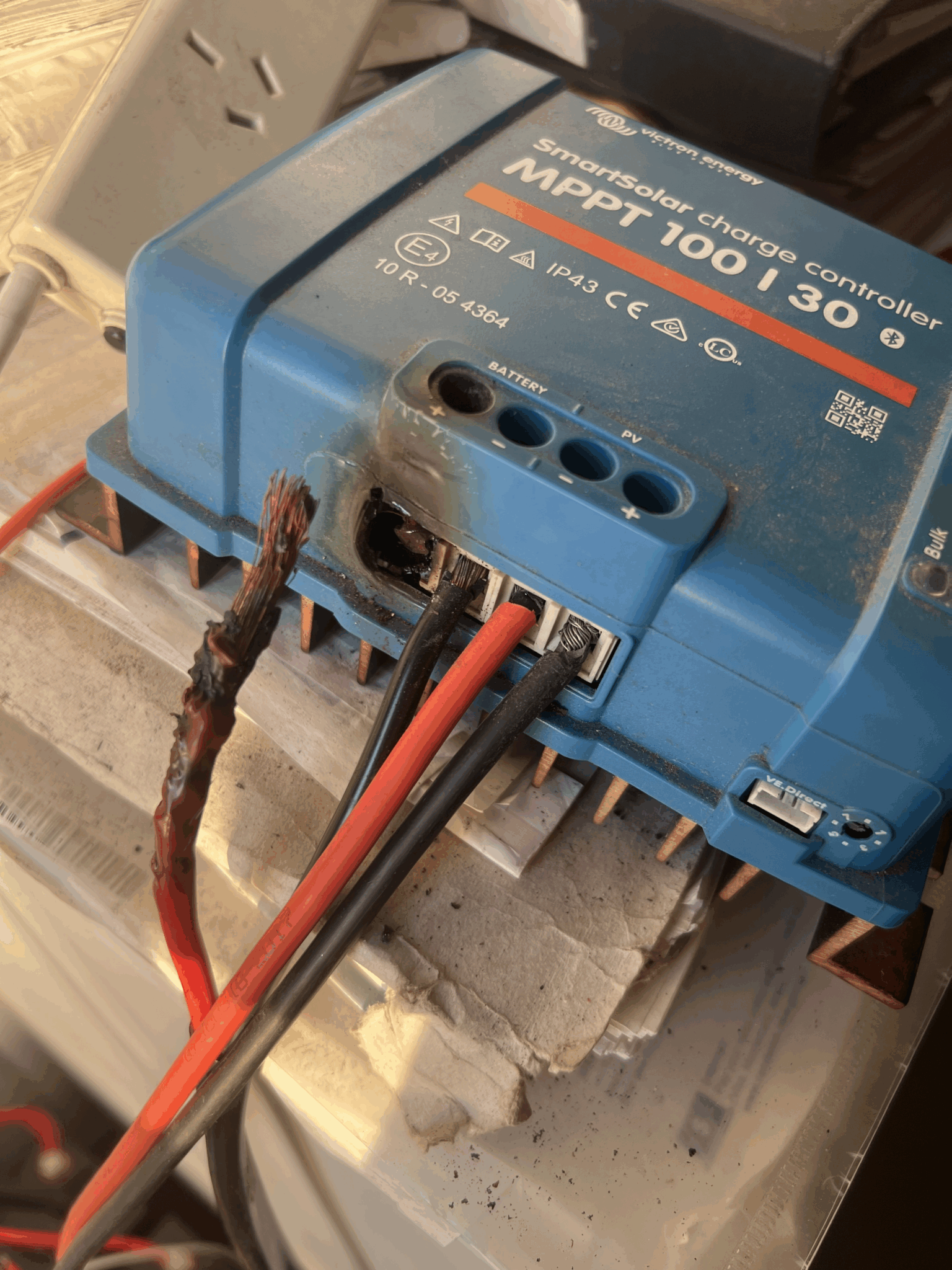 Damaged Victron MPPT